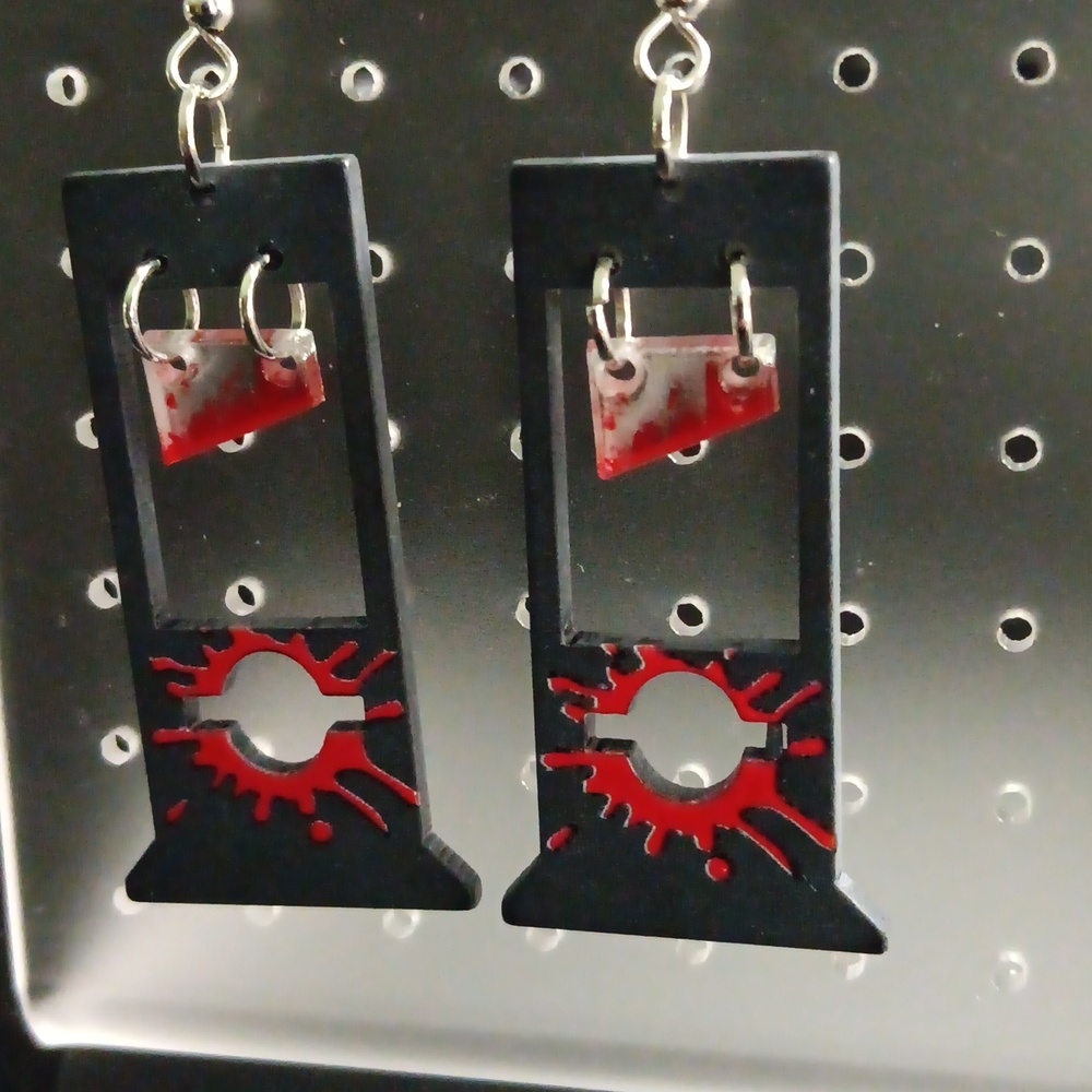 Guillotine Earrings (NWT)
